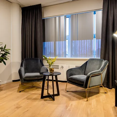 Nero Office & Cafe 4*