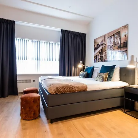 Nero Office & Cafe Aparthotel