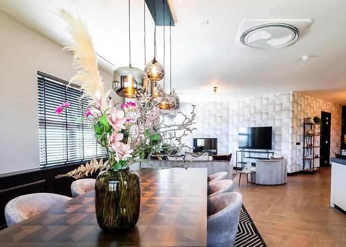 Nero Office & Cafe Aparthotel Roarmond