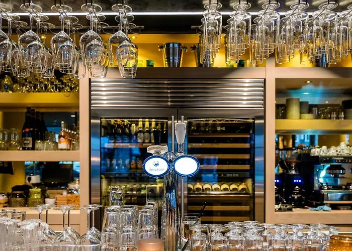 Nero Office & Cafe Aparthotel