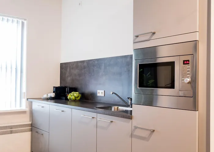 Nero Office & Cafe Aparthotel Roarmond