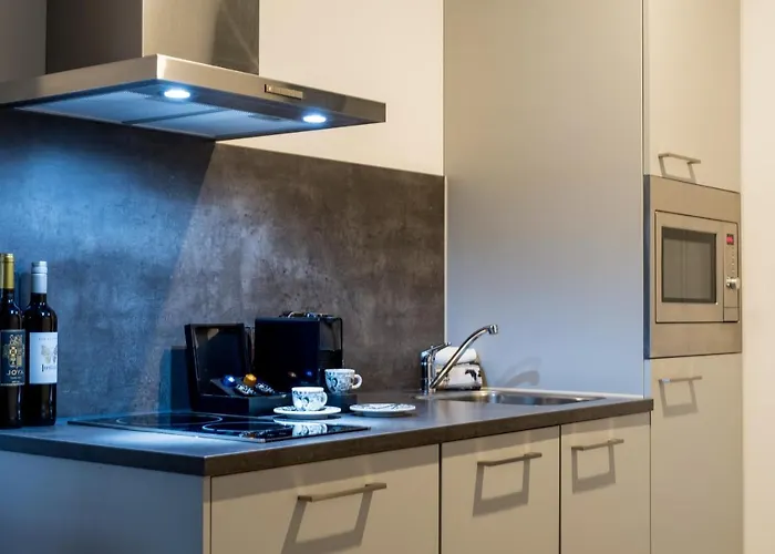 Nero Office & Cafe 4*