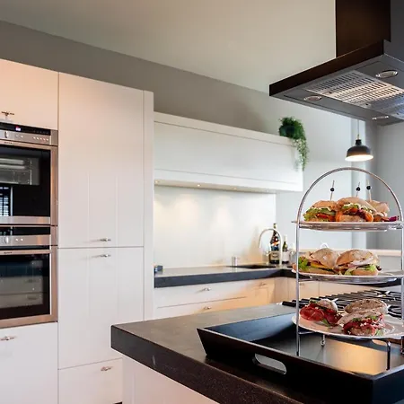 Aparthotel Nero Office & Cafe