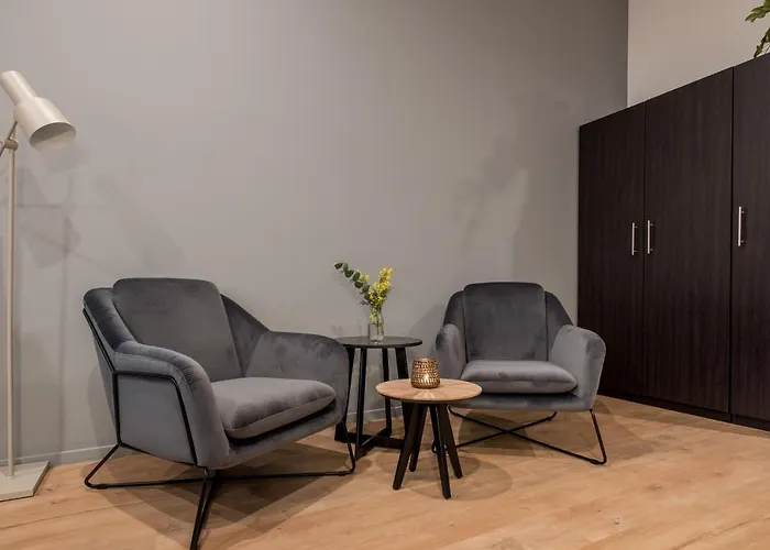 Nero Office & Cafe Appart hôtel 4*