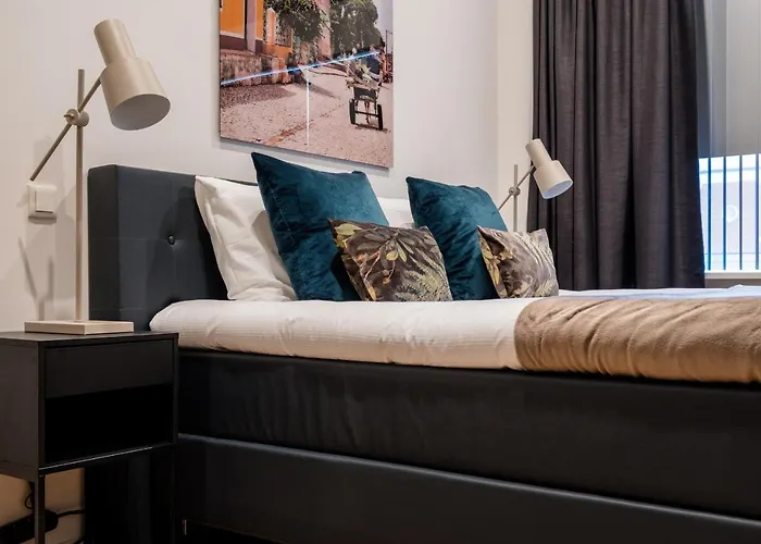 Nero Office & Cafe 4*