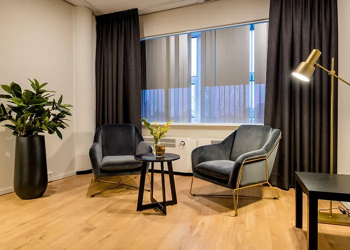 Nero Office & Cafe 4*