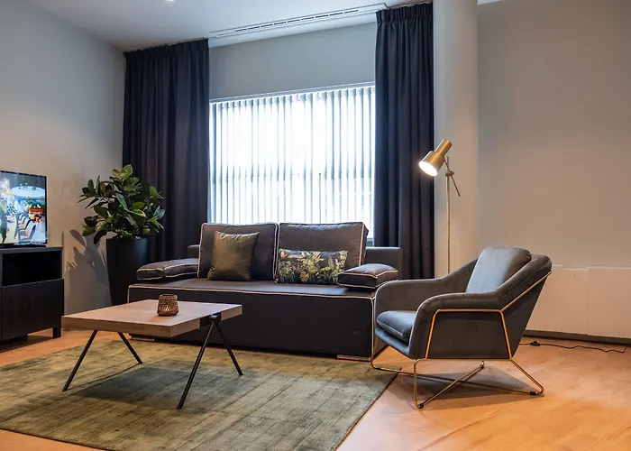 Nero Office & Cafe 4* Roarmond